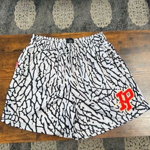 Men’s Inaka Zebra mesh shorts — XL